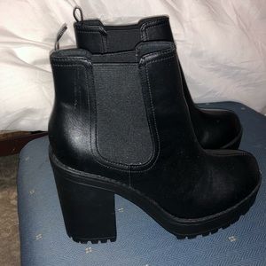 black chelsea boots